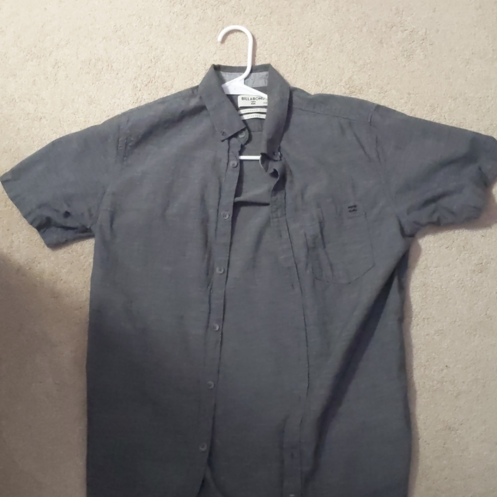 Billabong short sleeve button up